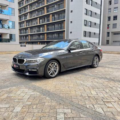 BMW 530i 2.0 16V TURBO GASOLINA M SPORT AUTOMÁTICO BMW 530i 2.0 16V TURBO GASOLINA M SPORT AUTOMÁTICO